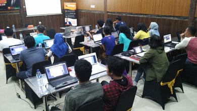 Kegiatan workshop digital internet marketing