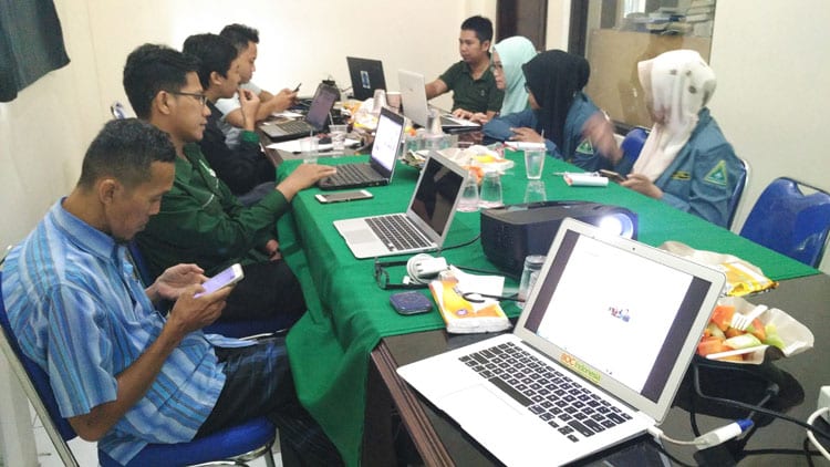 Worskhop Media Online di LTN NU PWNU Bali